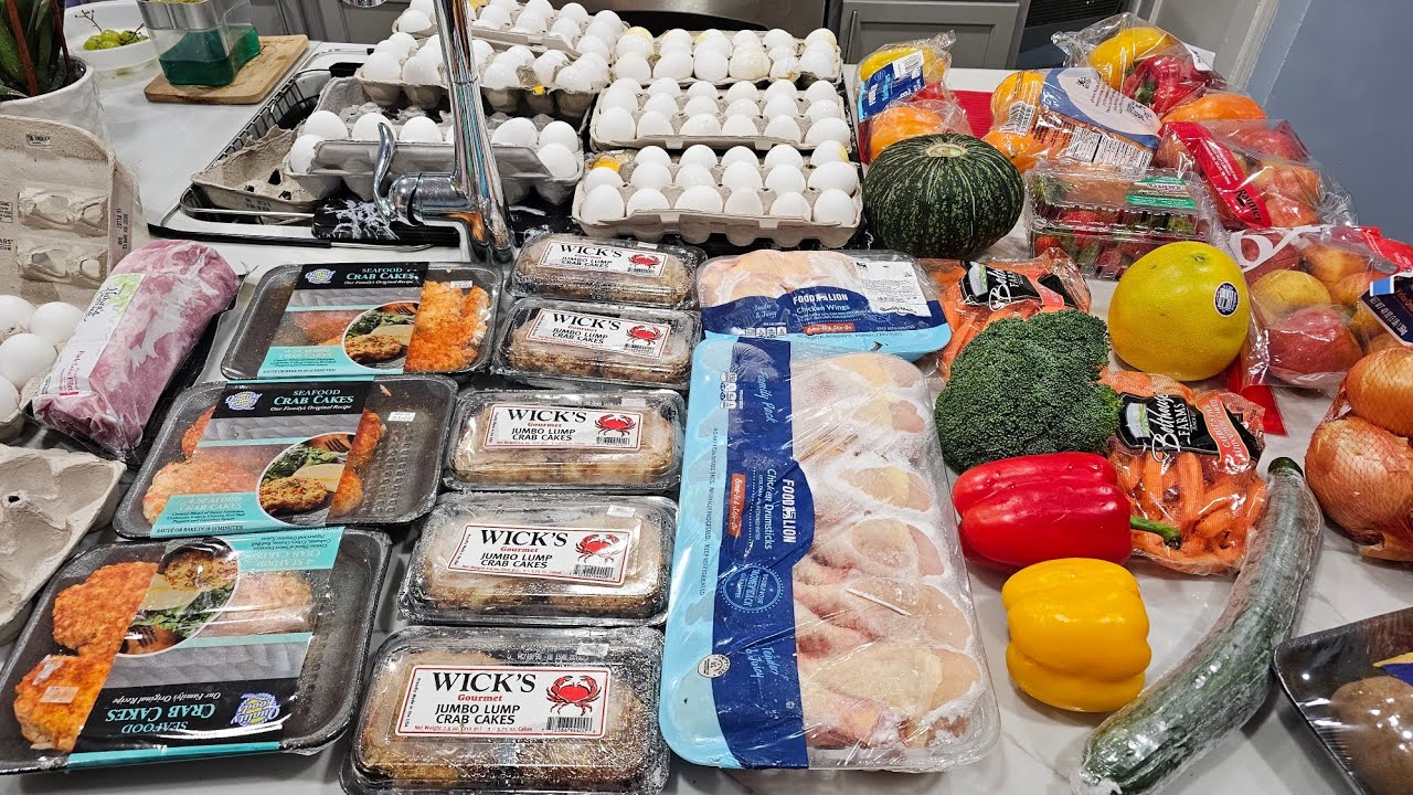 Dumpster Diving Naabutan!! Eggs mga Gulay prutas meat YouTube