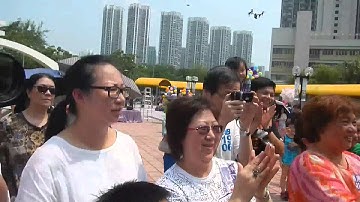 Eli Bishop most claps in a minute