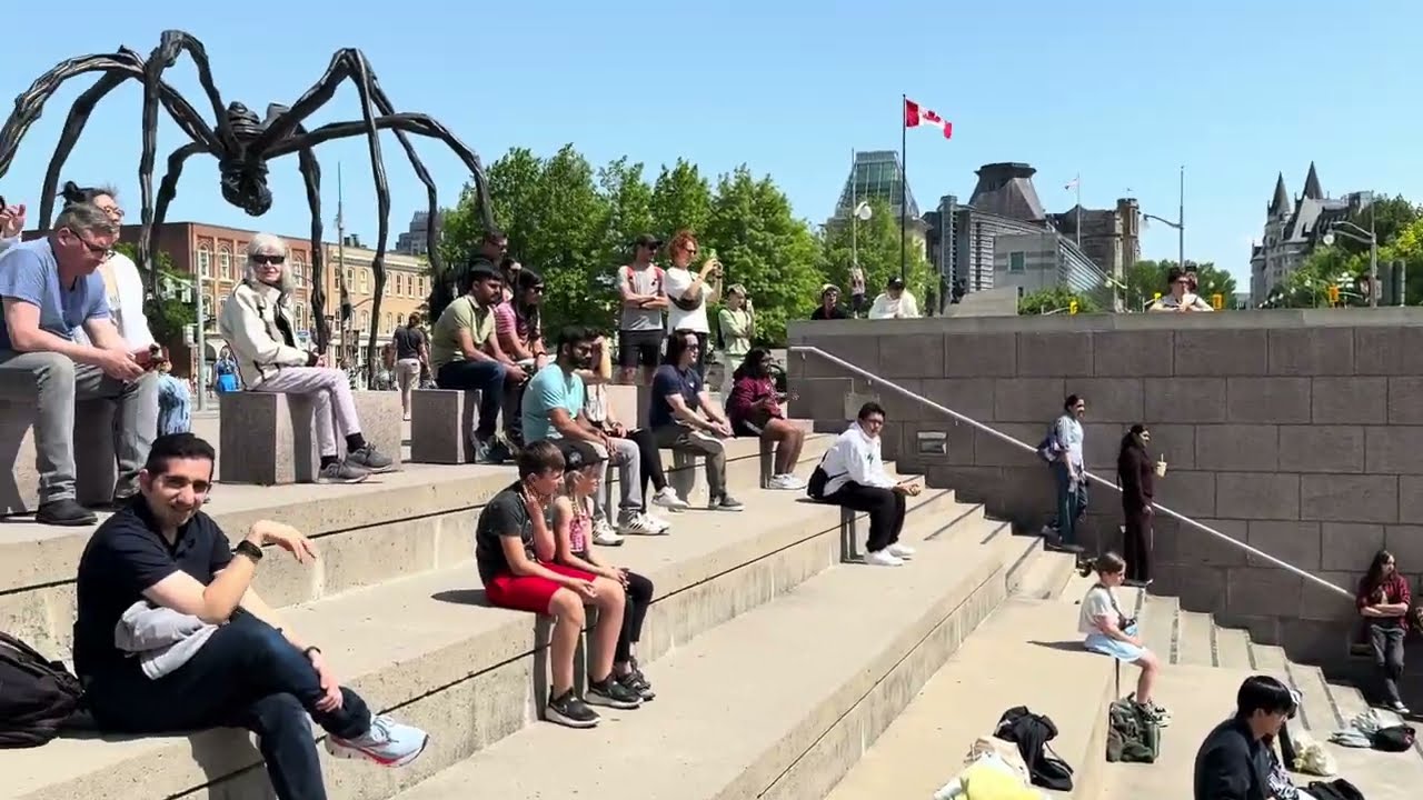 K-Pop Dance Party Takes Over Downtown Ottawa 🇰🇷💃 | International Student Vlog 🇨🇦 