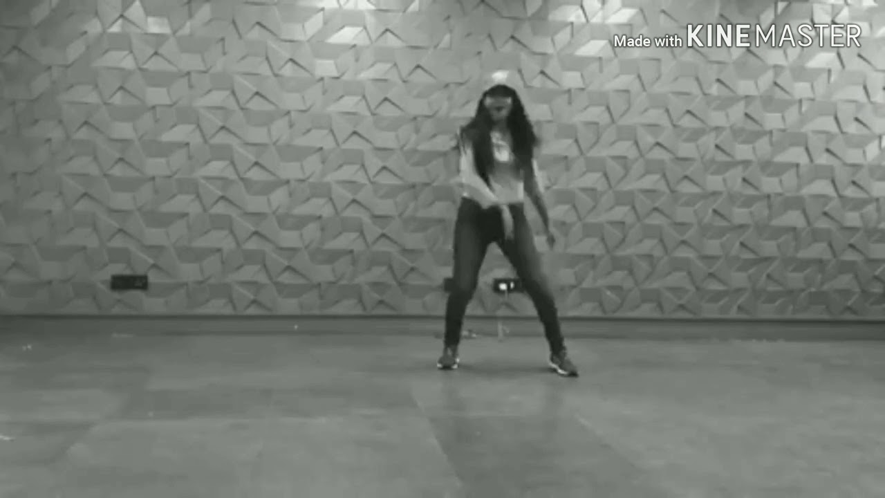 Natpe Thunai Heroine // Anagha Dance 😍😘//