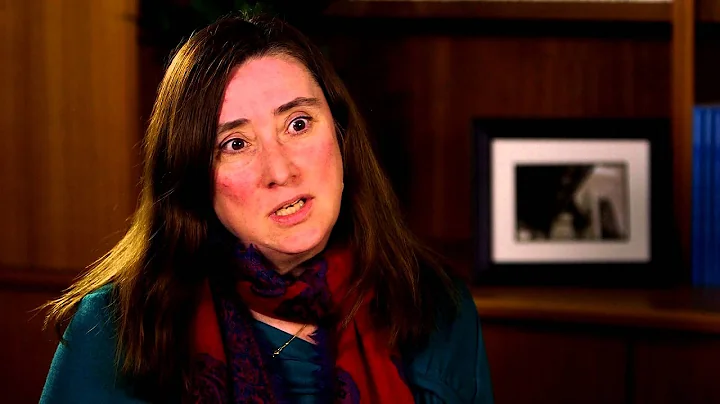 Professor Michele Simons - Dean, School of Educati...