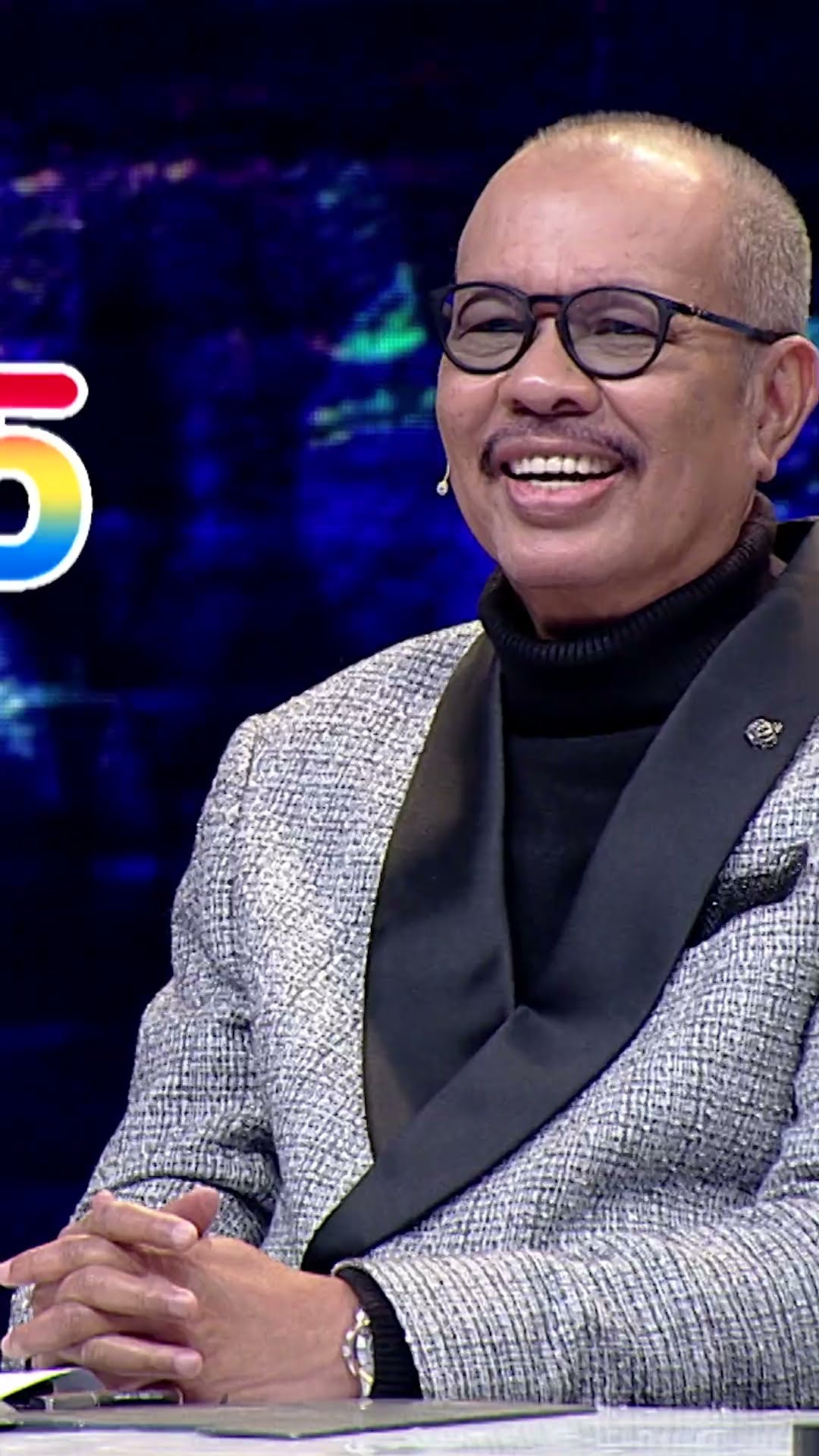ยังจะเล่น! เค้าจะลงเวทีอยู่แล้ว 555 #workpoint23 #เพชรตัดเพชรแชมป์ตัดแชมป์