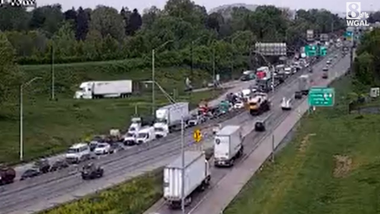 Crash causes delays on Route 30 - YouTube