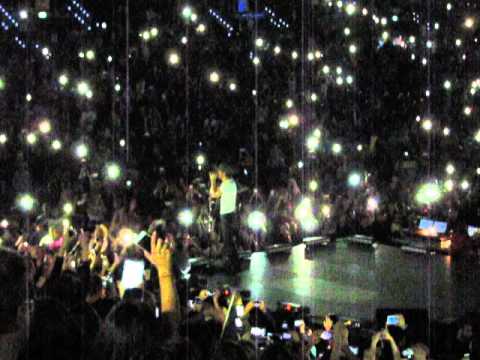 Enrique Iglesias - Hero Live Sofia 14.12.2015 - YouTube theoneandonlylonely1
