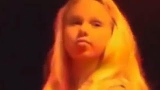 LITTLE TAYLOR SWIFT - MOST ADORABLE VIDEOS OF HER CHILDHOOD ♥️💕🦋  #taylorswift