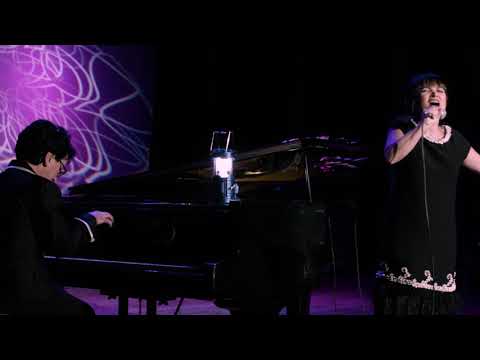 ინგა ბერაძე - у камина