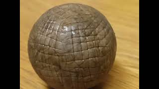 Pics of various antique golf balls