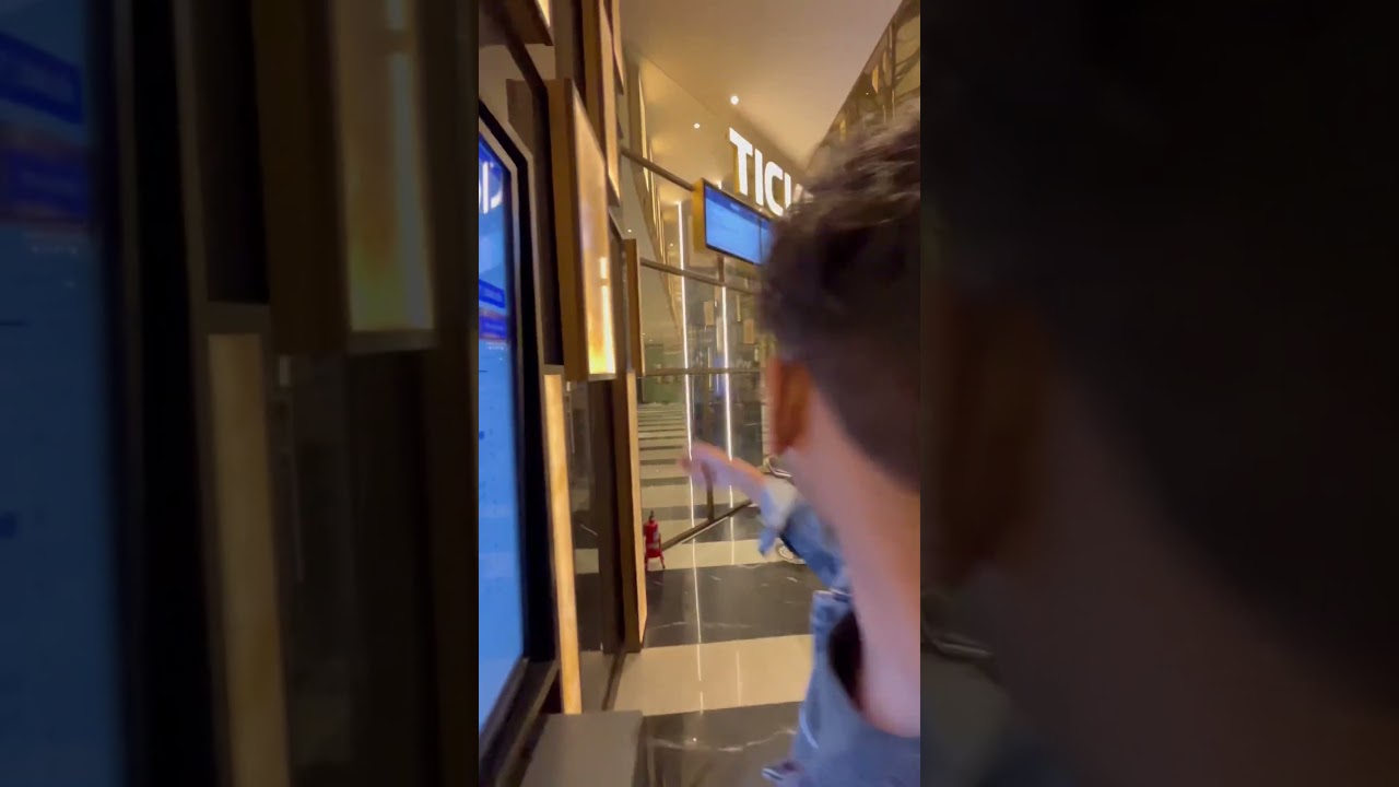 Animal movie tickets||house full animal,cinema hall|| 