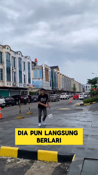 momen lucu ketika pacar lupa gandengan sama cewek nya ‼️‼️ #ngakak #lucu #kocak #pacar #pacaran