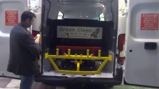 Norway Franchisee collects new "Duplex -Zer0" Bin Washer