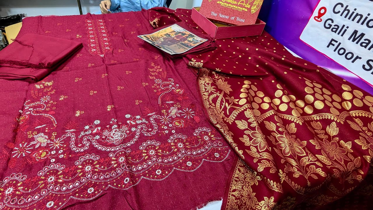 Saira Chamki Jacquard Dhanak 3 Pcs Series With Jacquard Shawl | Premium Designer Series | Bedsheets