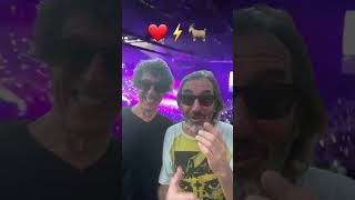 Ni nosotros podemos creer lo que fue el Movistar Arena! Ya vieron el video de Cinturón Gris?