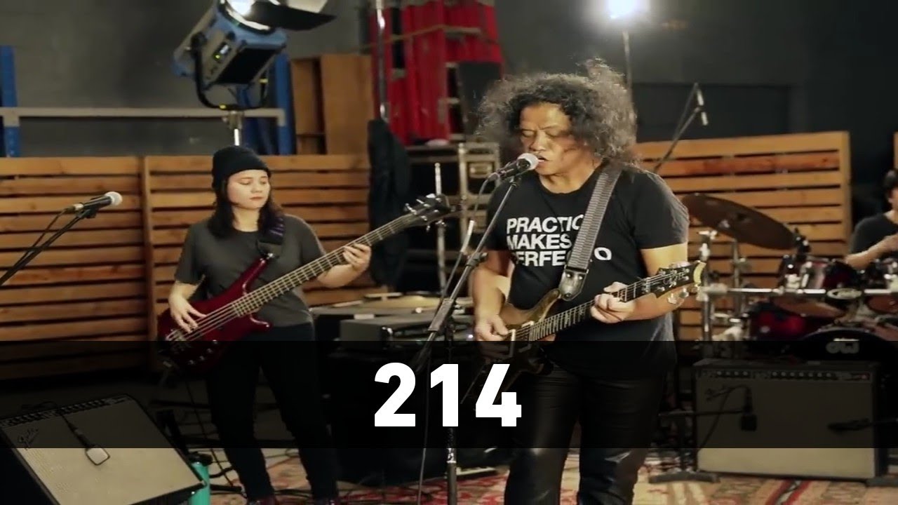 Perf De Castro Performs " 214 " ( Live at set and Stage PH )