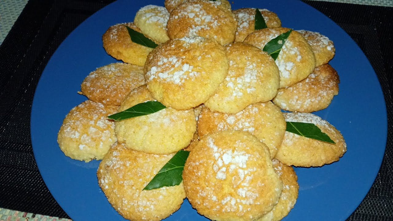 Biscotti al cocco con semola deliziosi e buonissimi