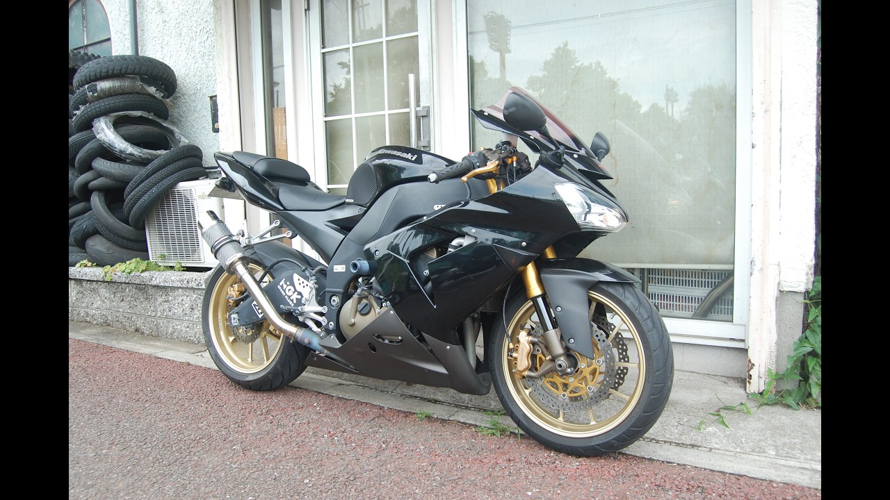 Suntum Motors 2005 KAWASAKI ZX-10R Galespeed:Delkevic - YouTube