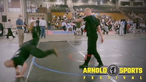 Extreme Tai Chi Chuan! Moving Step Push Hands Competition