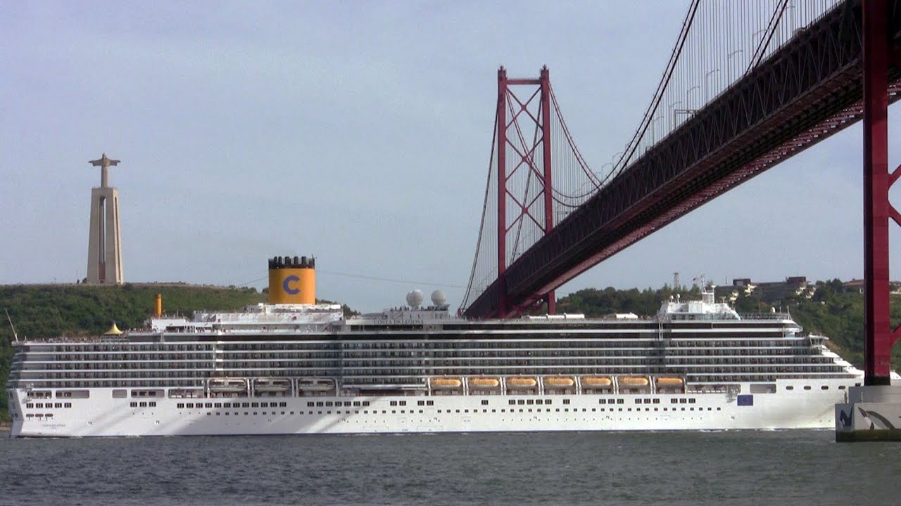 cruise ships in lisbon today