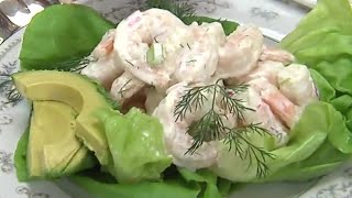 RECIPE: Shrimp Salad & Strawberry Basil Spritzer