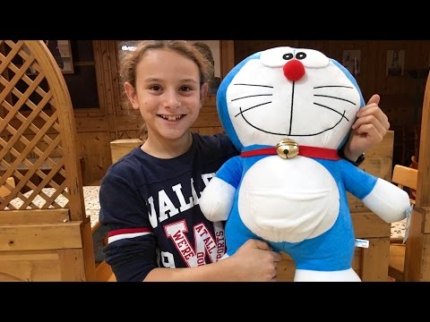 peluche doraemon gigante