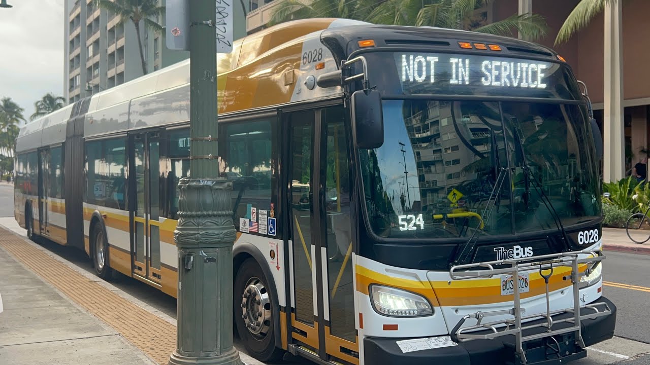 Thebus Honolulu Bus' 6028 New Flyer XD60 Route E CountryExpress