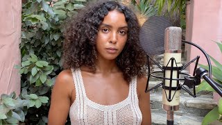 Смотреть клип Arlissa - The House We Live