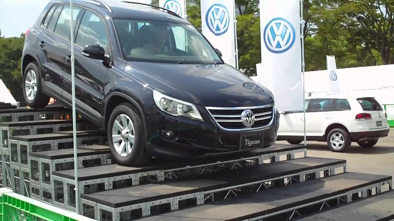 迫力!! スチールジャングルを登る VW ティグアン Tiguan Steel Jungle