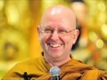 Ajahn Brahm - No hay “Yo”, no hay “Mío”, no hay “Uno Mismo”