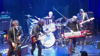 (00:00) 00 (Billboard Live Tokyo) (00:13) 01 Animals (07:48) 02 Bet...