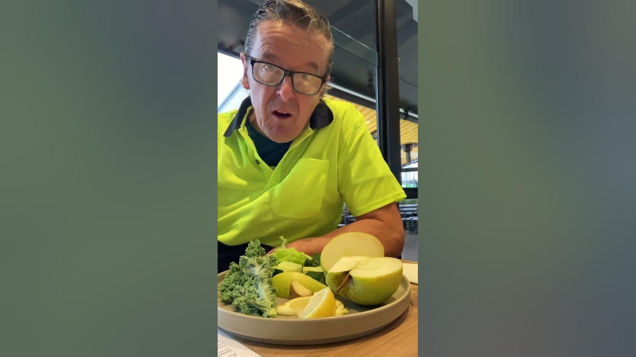 daily-greens-creme-cafe-youtube