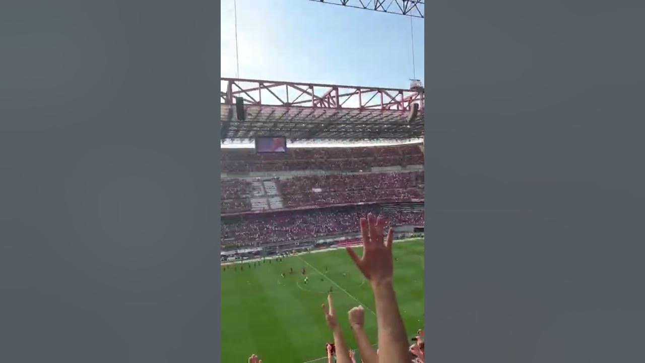 AC Milan fans singing freed from desire  🙌🔥