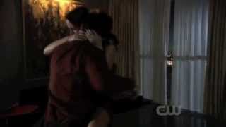 Gossip Girl Best Music Moment #54 "Dancing On My Own" - Robyn