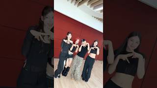 뭘 상상해도 그 이상일 걸♥️ #예지 와 #앳하트 의 #GWBGChallenge #ITZY #YEJI #AtHeart #미치 #아린 #나현 @AtHeart_TITAN