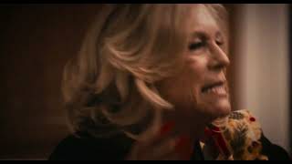 Jeremy Allen White,Jamie Lee Curtis, Sarah Paulson,Oliver Platt in The Bear - chaos - part 1