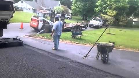 Apm construction paving with a dragbox