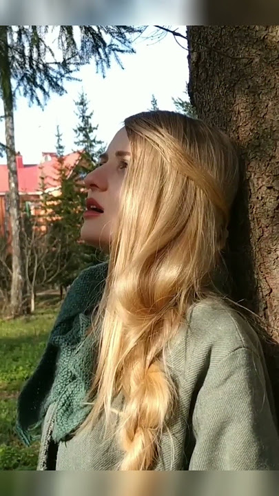 for sensitive people | sad spanish song | singing high notes pianissimo by #singerAlinaHertz