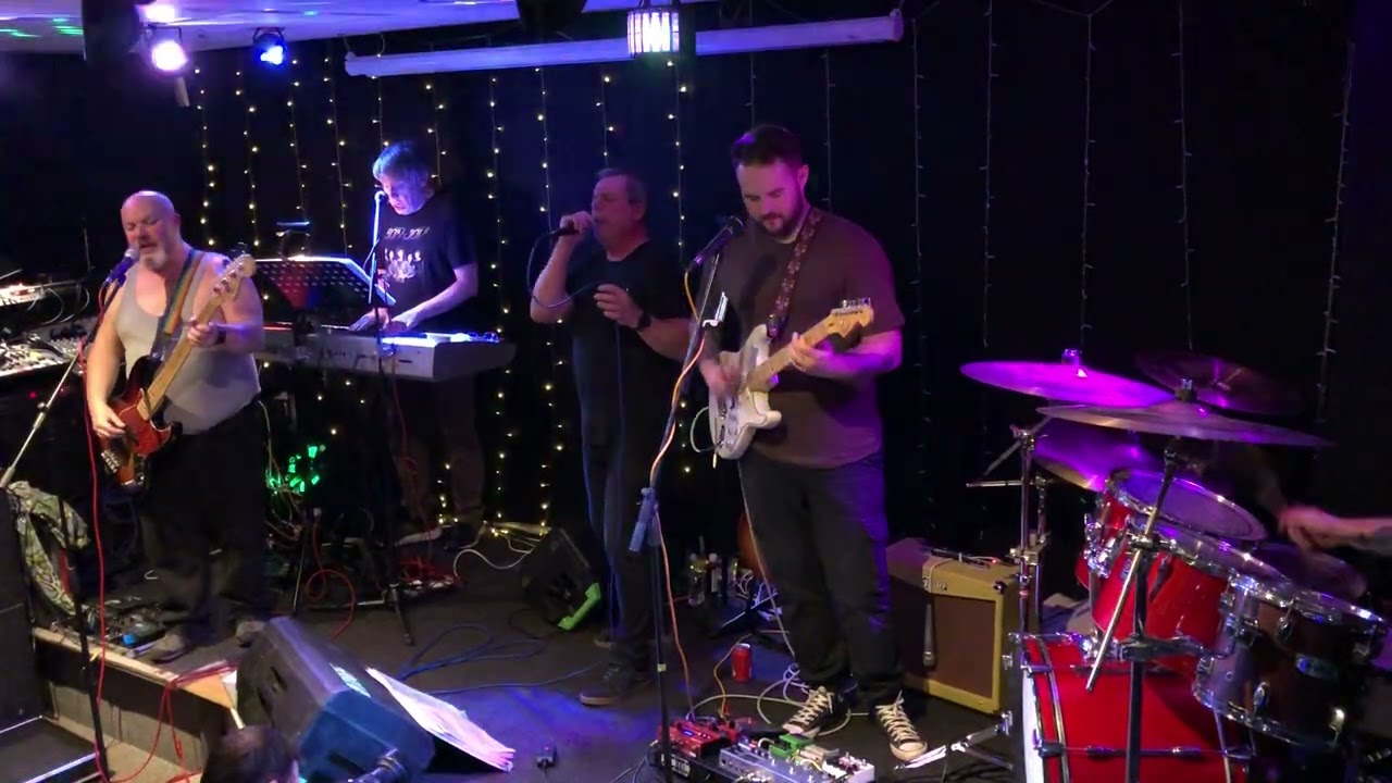 Bon Journey at The Ashton Jubilee Club 16/1:26  ( In These Arms )