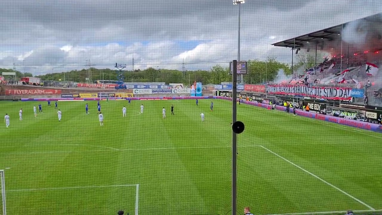 SV Elversberg - Hertha BSC / 2. Bundesliga, Spieltag 32 Sonntag 05.05.2024 Pyro Show