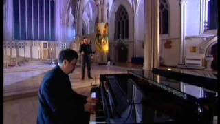 Video thumbnail of "Russell Watson sings "You Raise Me Up""