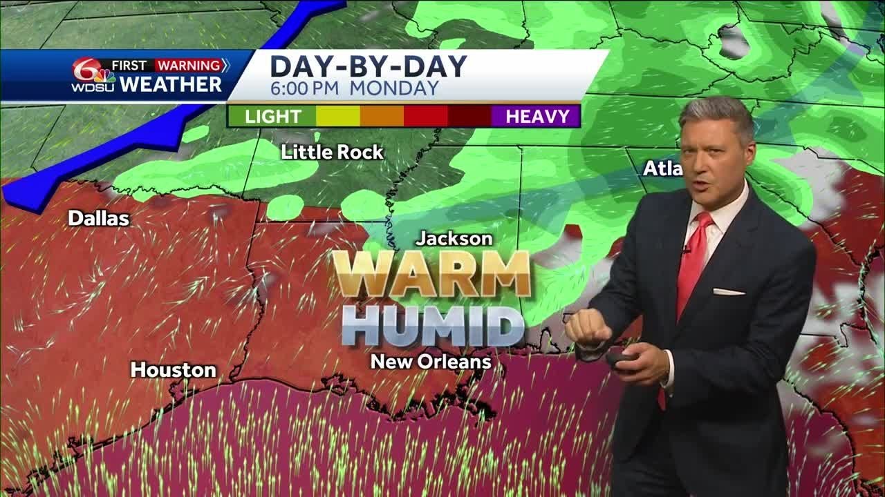 Warm and humid summer weather leading into Memorial Day Weekend - YouTube