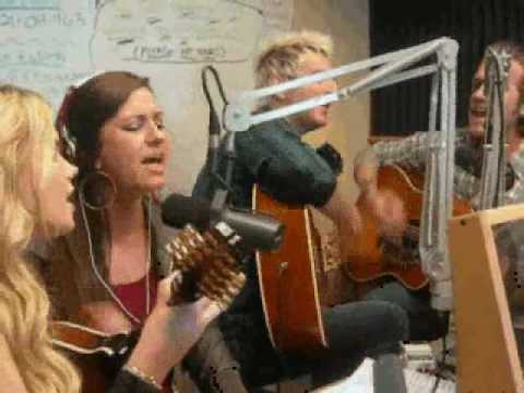 Gloriana in-studio with John & Tammy in the Morning