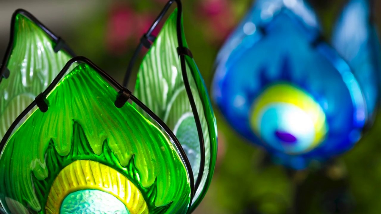 Solar Lighted Metal and Glass Flower Garden Stake