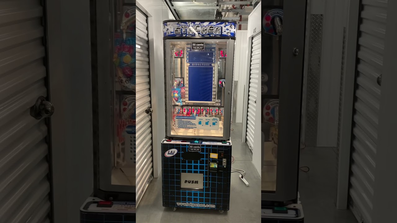 Stacker Club Prize Redemption Arcade Game #2 - YouTube
