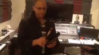 Hand Bell basic tutorial by: Jorge Orta Cro Cro