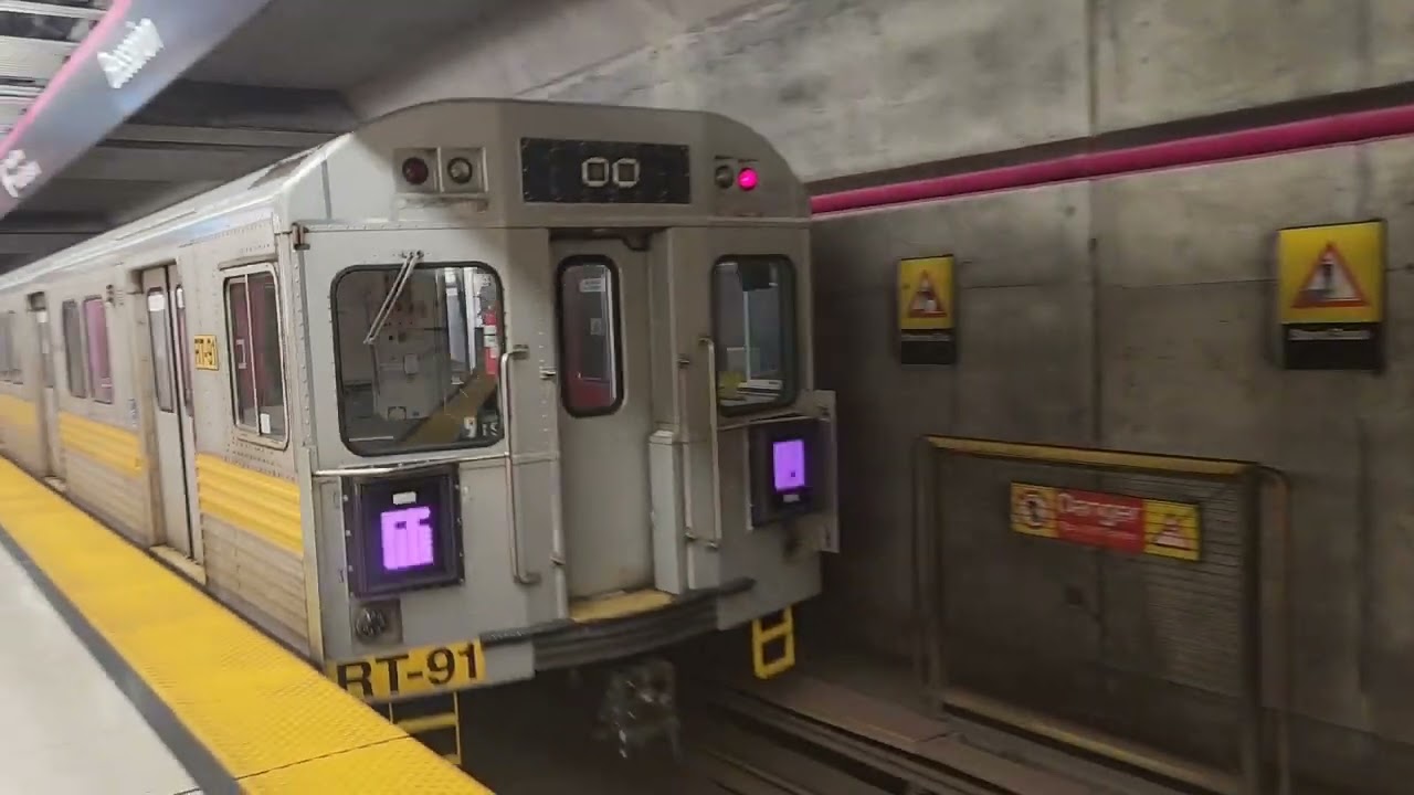 T1 Work Train on Line 4 (Rare)