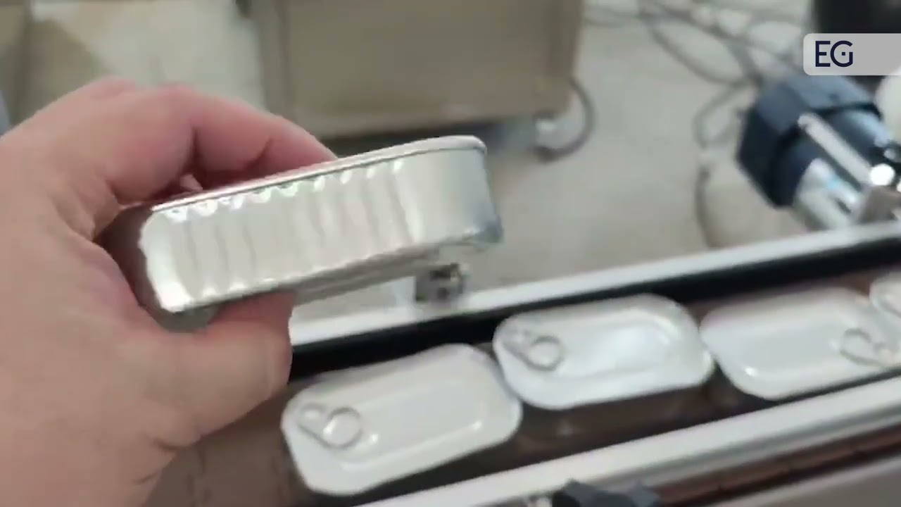 Автоматическая укупорочная машина для банок с рыбными консервами Leva P-30