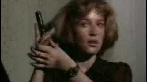 X-Files 1x06 - Ghost in the Machine