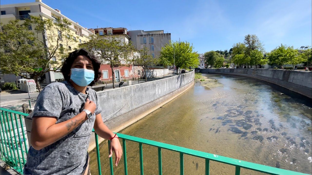 Levei minha irmã para conhecer a TÃO FAMOSA LEIRIA-PORTUGAL🇵🇹🙏🏻