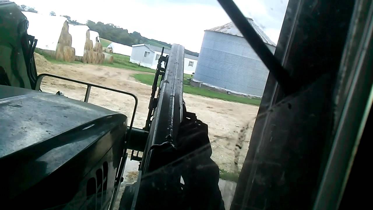 Monitor mounts in John Deere 6125M Part 1 YouTube