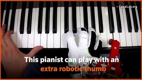 Pianists learn to play with extra robotic thumb