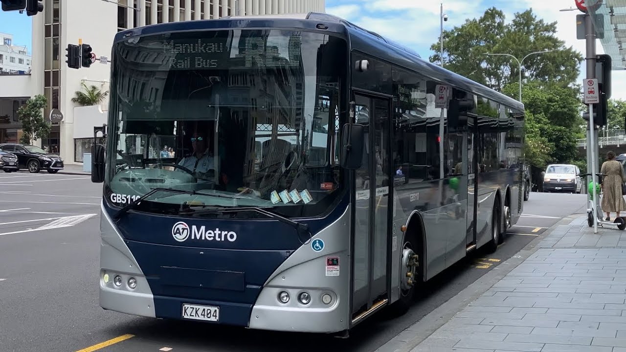 RBE: Rail Bus Eastern Line to Manukau, from Britomart (At this place.) (NZ, Auckland) (13.01.2026)